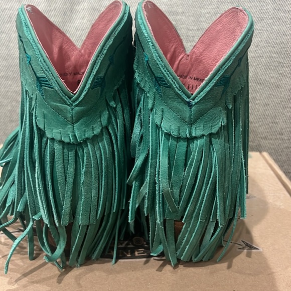 Junk Gypsy by Lane Spit fire fringe booties size 8.5 nwb - Picture 8 of 9